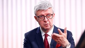 Karel Havlíček mluvil v Hráčích o vztahu s A. Babišem, vzniklé koalici s Motoristy a SPD nebo o stažení ukrajinské vlajky jako prvním kroku nově zvoleného šéfa Sněmovny Tomia Okamury