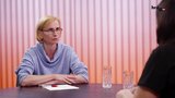 Šéfka KSČM Konečná v Hráčích: Někdo plivne, někdo mě bouchne! …vždy jen muži