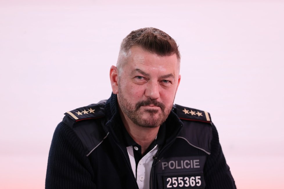 Dalším hostem pořadu Hráči byl ředitel služby dopravní policie Jiří Zlý.