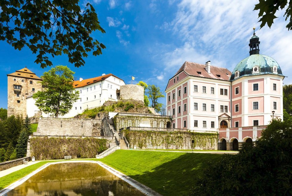 Hrad a zámek Bečov nad Teplou