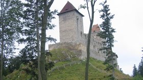 Město Kašperské Hory na Šumavě se může pochlubit především hradem Kašperk, gotickým kostelem a několika muzei.