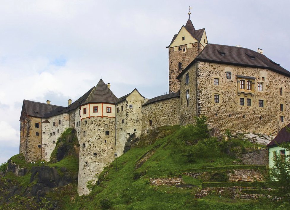 Hrad Loket, kde došlo k definitivní rozmíšce mezi Janem Lucemburským a Eliškou Přemyslovnou. (ilustrační foto)