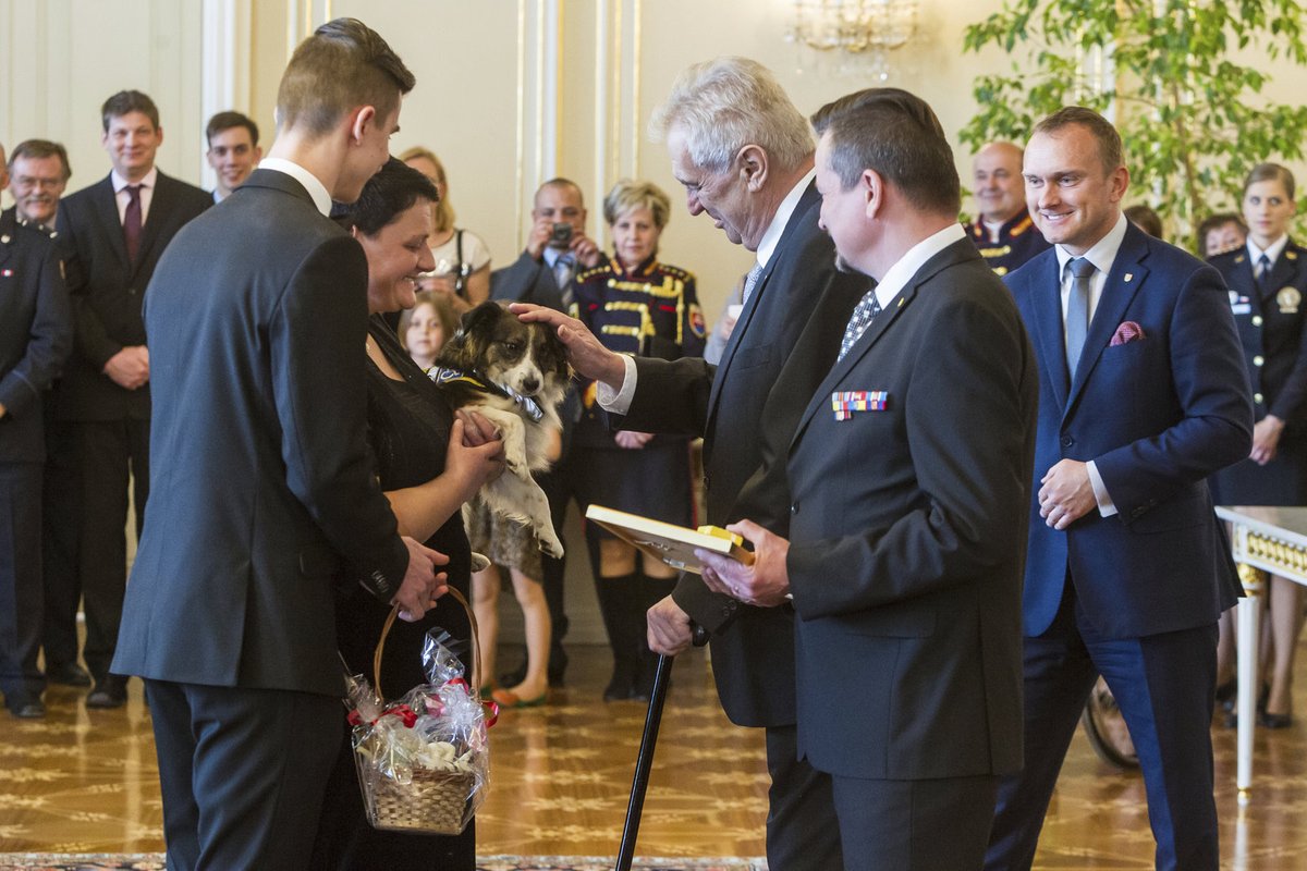 Fenka Malina si vysloužila kromě čestného uznání i pohlazení od prazidenta Miloše Zemana.