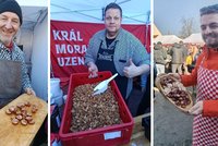 Tlačenice na maso na hradě Veveří: Lidé volí krále uzenářů