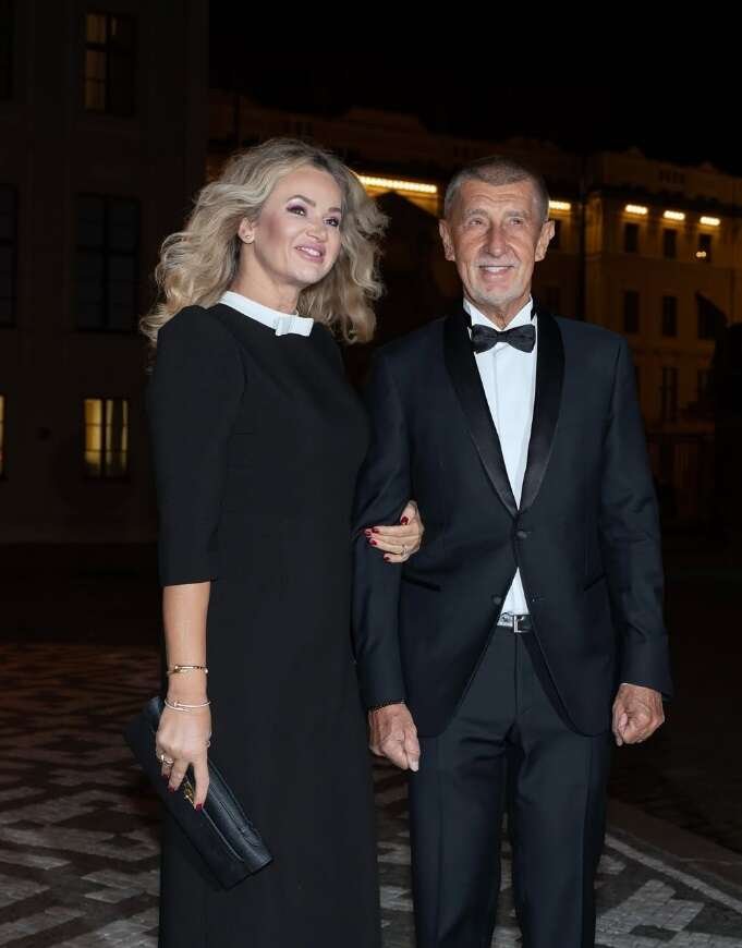 Udílení státních vyznamenání na Hradě: Monika a Andrej Babišovi (28.10.2025) Udílení státních vyznamenání na Hradě: Monika a Andrej Babišovi (28.10.2025)