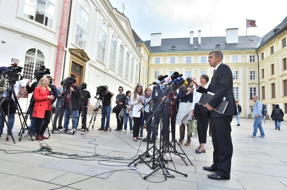 Vicepremiér Andrej Babiš (ANO) po schůzce na Hradě s prezidentem Milošem Zemanem