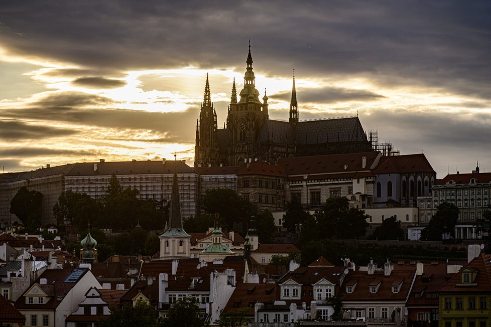 Na Pražském Hradě prožila Konstancie Uherská se svým manželem Přemyslem Otakarem I. desetiletí šťastného manželství.