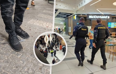 Útok v obchodním domě Futurum v Hradci Králové: V nehtovém studiu si vyřizoval účty