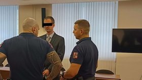 Ožalovaný bývalý armádní lékař a pedagog.