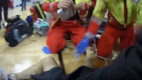 Záchrana života ve sportovní hale v Hradci Králové