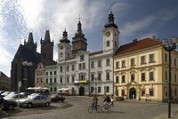 Hradeckého primátora vyzve bývalý Sládkův republikán i náměstek v novém dresu