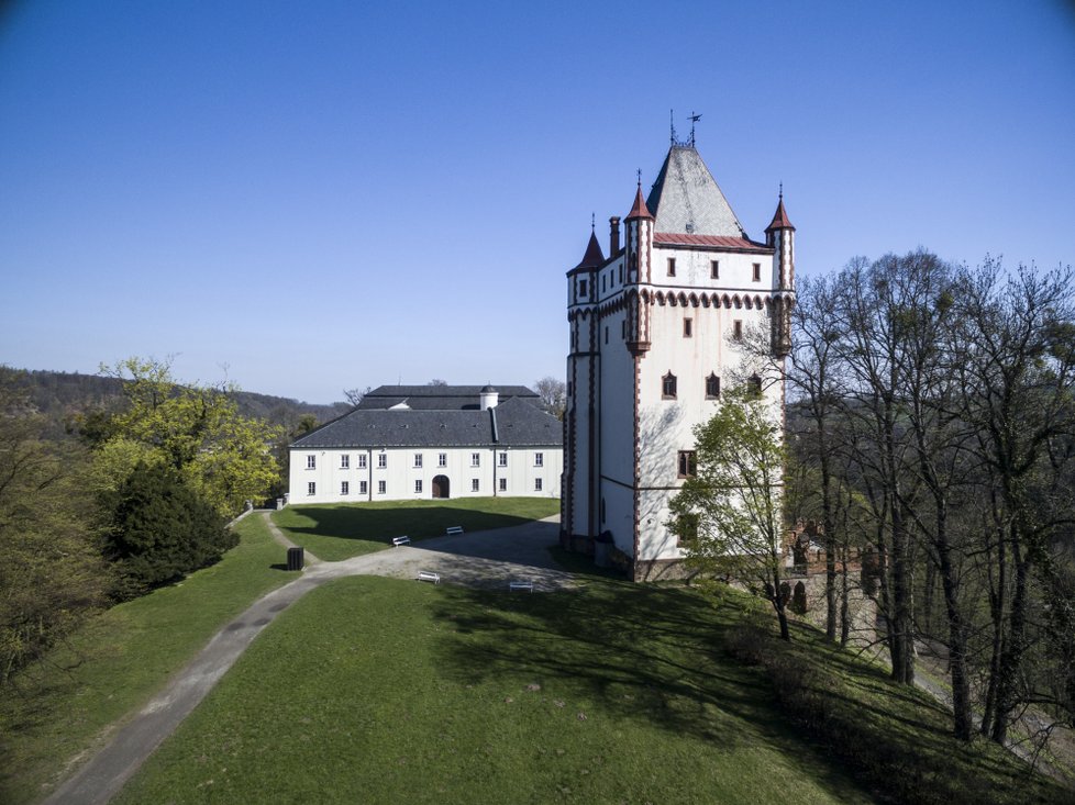 Bílý zámek v Hradci nad Moravicí