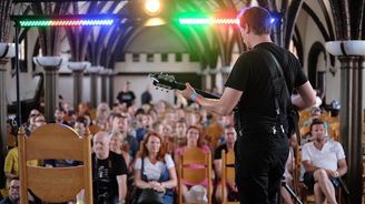 Nás covid nezastraší! Festival Hradecký slunovrat proběhl koronaviru navzdory a s účastí Reflexu