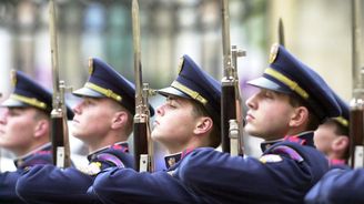 Vojenský velitel Hradu skončil kvůli obřadu v Chrámu sv. Víta