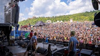 PŘEHLEDNĚ: Hudební festivaly 2022. Praha, Ostrava a další města oslaví léto „bez covidu“