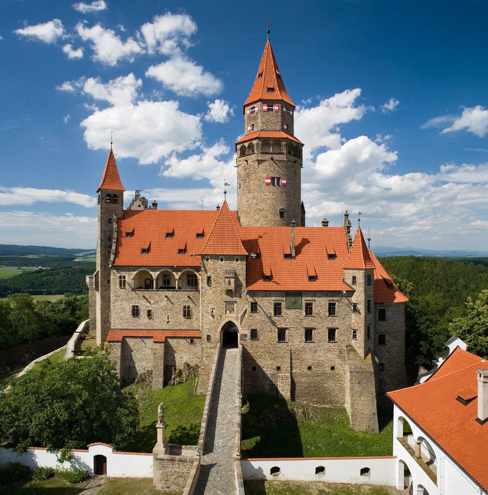 Hrad GALERIE: Nejkrásnější hrady a zámky Česka: Moravskoslezský a Olomoucký ...