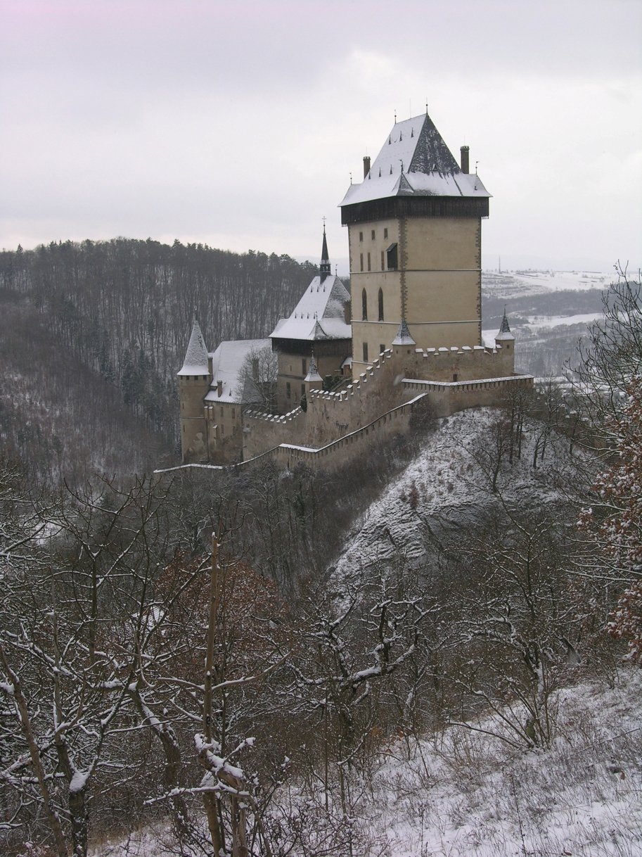 Karlštejn v zimě