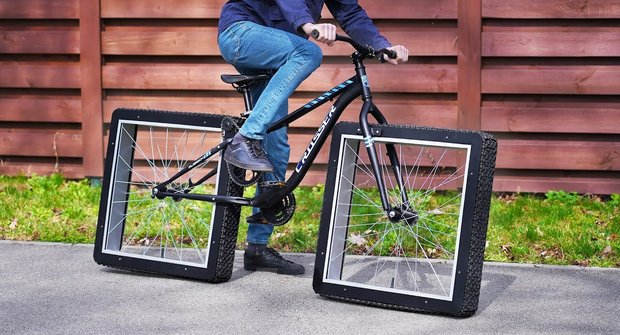 Šílený vynález! Hranatý bicykl jezdí jako tank