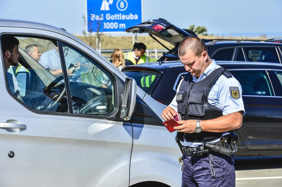 Hranice Česka s Německem kontrolovala policie od září.