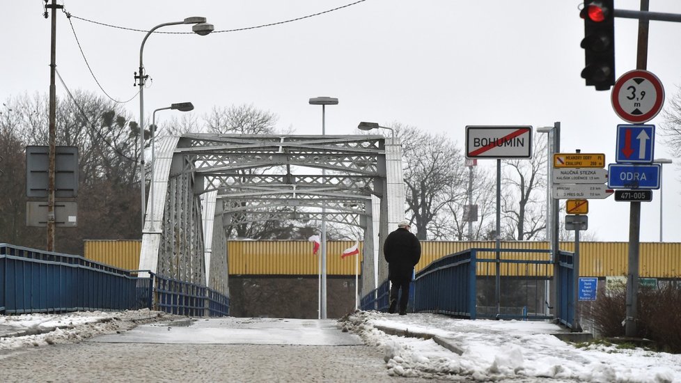Hraniční přechod s Polskem v Bohumíně na Karvinsku (30. 1. 2021)
