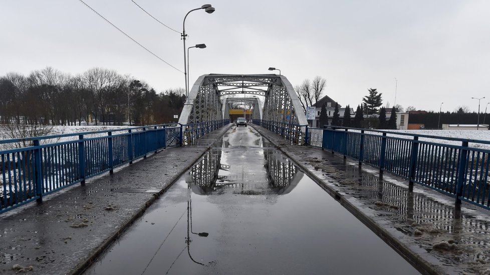 Hraniční přechod s Polskem v Bohumíně na Karvinsku (30. 1. 2021)