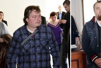 Bratři zabijáci chtějí sedět spolu: Ve vězení už se setkali