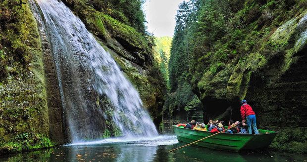 Noste si smetí domů, řekli turistům. Odpadkové koše mizí z národních parků