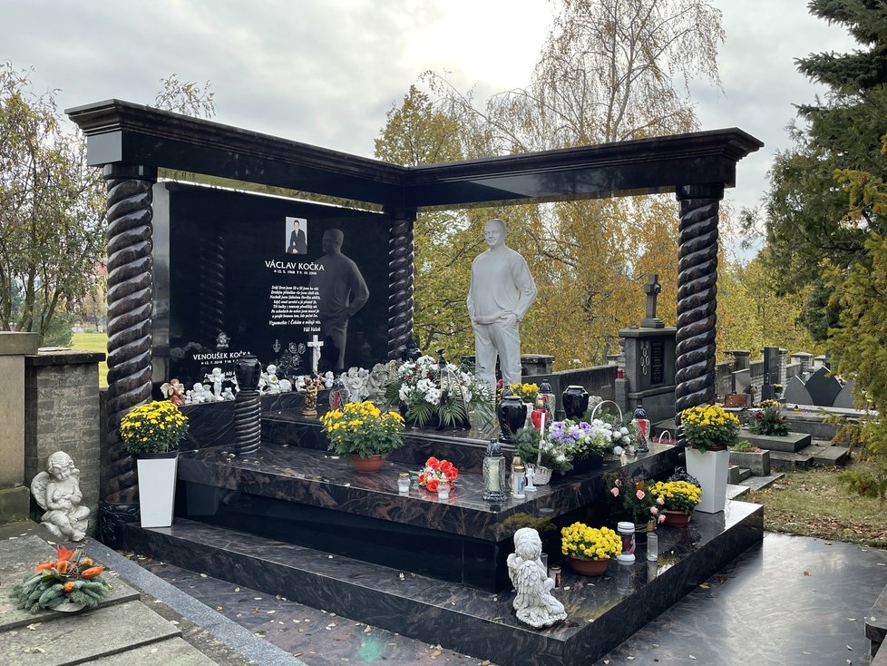 Hrob Václava Kočky mladšího v Řepích 