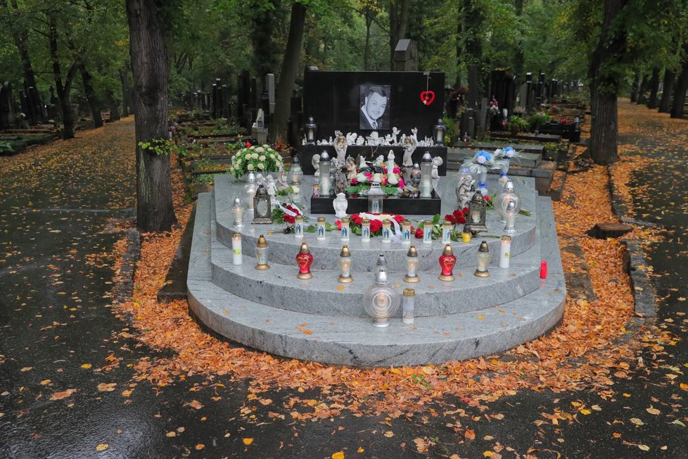 Hrob Jana Kočky mladšího v Olšanech