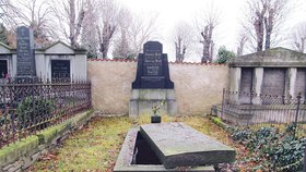 Dvojice si vybírala především staré německé hroby