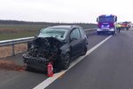 Hromadná nehoda zablokovala ve čtvrtek ránou Hrušovan na 4 provoz na dálnici D52 ve směru na Brno.