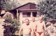 1966 Rozmarné léto v Plané nad Lužnicí. Rudolf Hrušínský se svými kamarády Václavem Prýmkem a Felixem Le Breux.