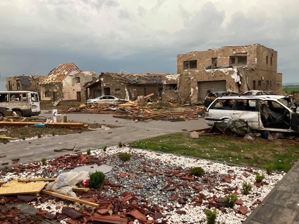 Rodina Kateřiny Reichmannové přišla kvůli tornádu o všechno. Živel zničil dva domy.