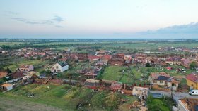 První záběry po katastrofě: Zpustošená obec Hrušky