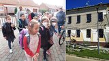 Tornádu navzdory: Děti z Hrušek zasedly opět do školních lavic, nezištnou pomoc nabídly Tvrdonice