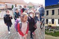 Tornádu navzdory: Děti z Hrušek zasedly opět do školních lavic, nezištnou pomoc nabídly Tvrdonice