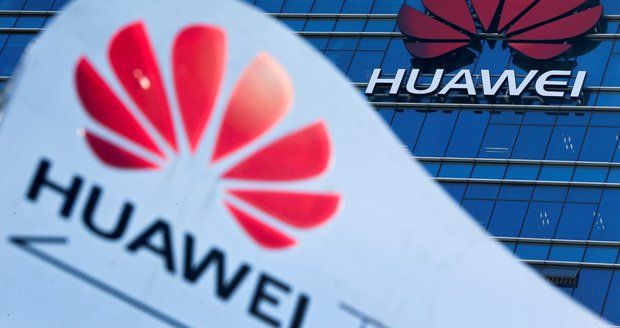 Huawei dává ruce pryč od špiona zatčeného v Polsku. Dostal okamžitého padáka 