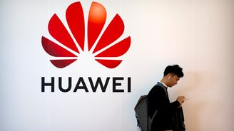 Huawei loví inženýry a vědce v Evropě. Českým studentům nabízí peníze