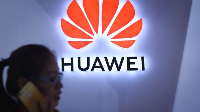 Huawei se stal světovou dvojkou v počtu prodaných chytrých telefonů