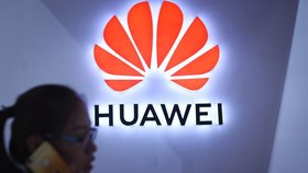 Huawei čelí v řadě zemí podezření, že jeho výrobky mohou odesílat citlivé informace čínským úřadům.