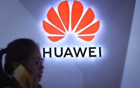 Huawei se stal světovou dvojkou v počtu prodaných chytrých telefonů.