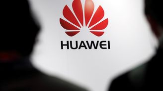 Čínské sociální sítě přetékají podporou pro Huawei. Uživatelé hlásí odchod od Applu