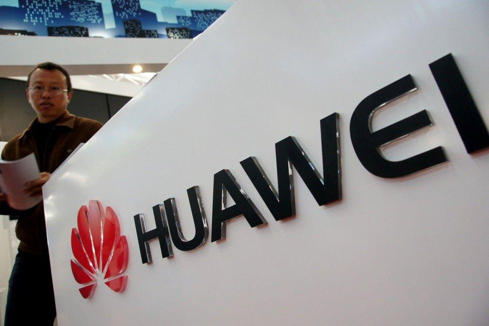 Huawei má v Americe tři měsíce na to, aby upravil své aktivity a nedošlo ke kolapsu systémů.