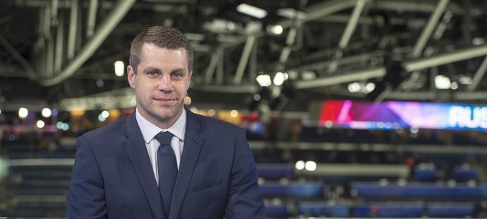 Petr Hubáček skočil z ledu rovnou do televizního studia populárního Buly hokej živě v České televizi