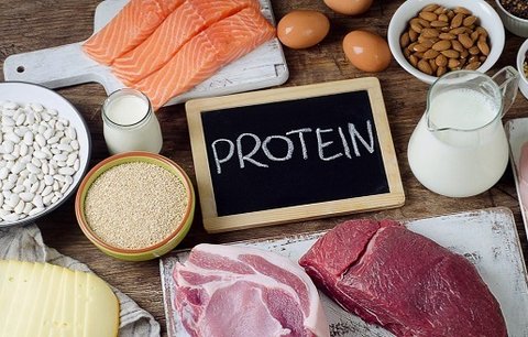 Při hubnutí nevynechávejte bílkoviny ze svého jídelníčku!