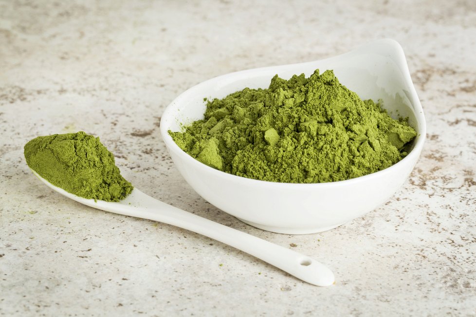 Moringa: Nápoj z prášku z moringy je nabitý bílkovinami, vitaminem C, železem a vápníkem. Je to super věc, která vám pomůže při hubnutí. Obsahuje totiž spoustu vlákniny.