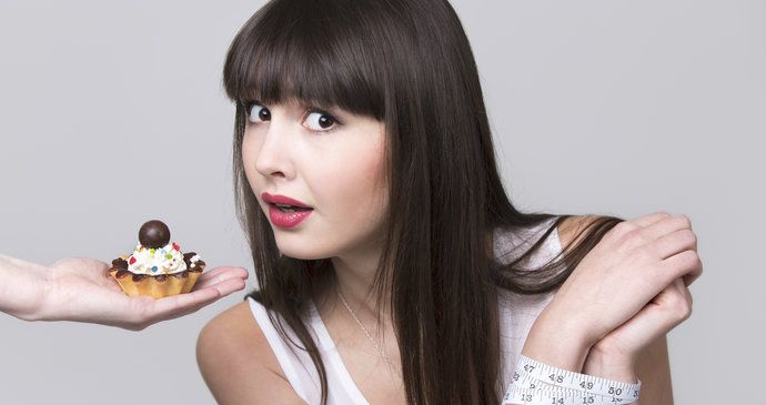 6 důvodů, proč vás trápí chutě na sladké. Jak to zastavit?
