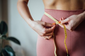 Jak zhubnout 10 kilo za měsíc? Dieta podle Mačingové je stále populární. Odborníci ale varují