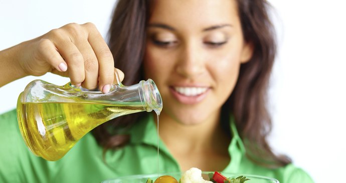 Hubnete? Jaké oleje si při dietě dopřát a na jaké zapomenout?