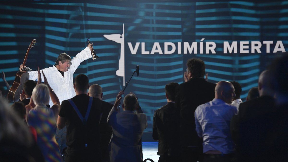 Vladimír Merta byl uveden 20. března 2018 v pražském Foru Karlín do síně slávy při slavnostním udílení cen Anděl za nejlepší hudební počiny uplynulého roku.